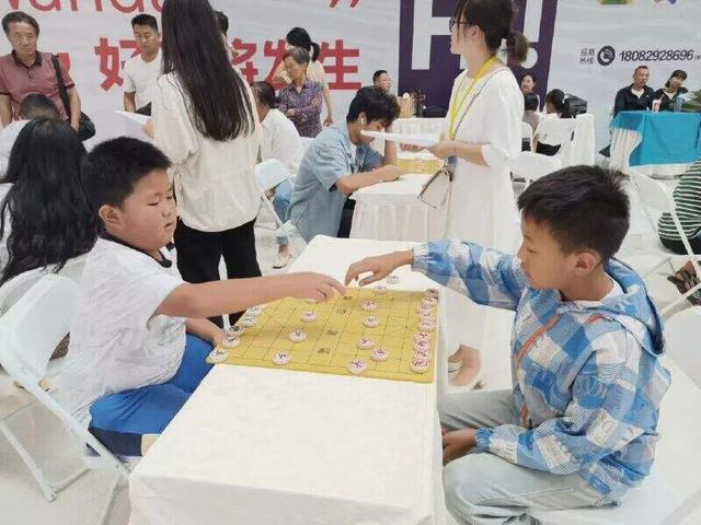 未来将继续, 氛热烈
