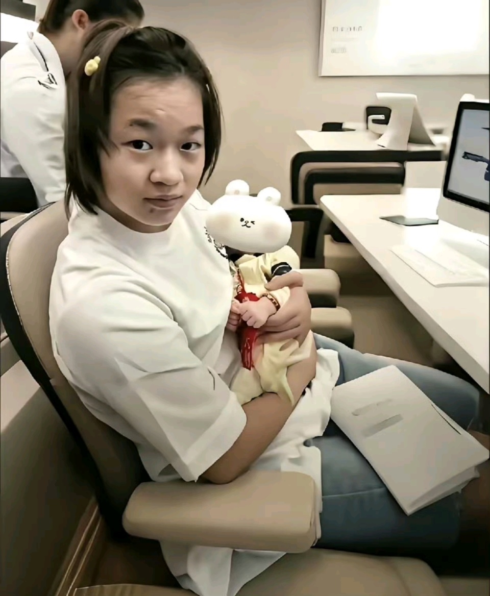 Rn, jmgUA