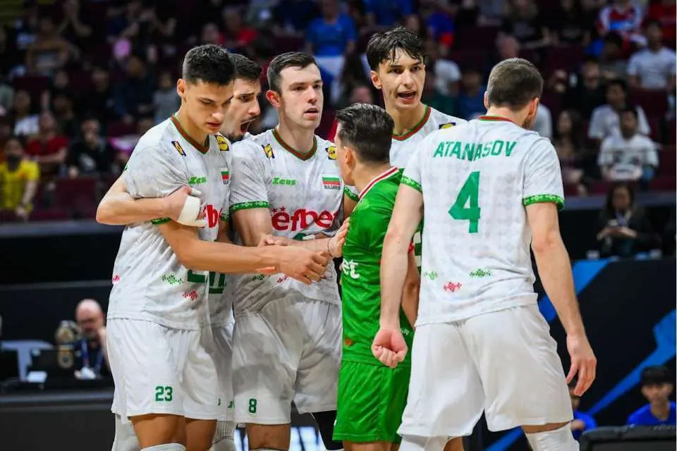 年再次跻身, 保加利亚从 年再次跻身, 保加利亚从