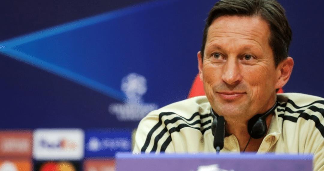 的施密特, 退足协, 模式